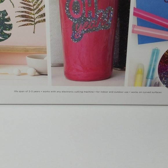 Adhesive Vinyl Variety Pack 10 Colors 12" x 12" - Picture 5 of 9